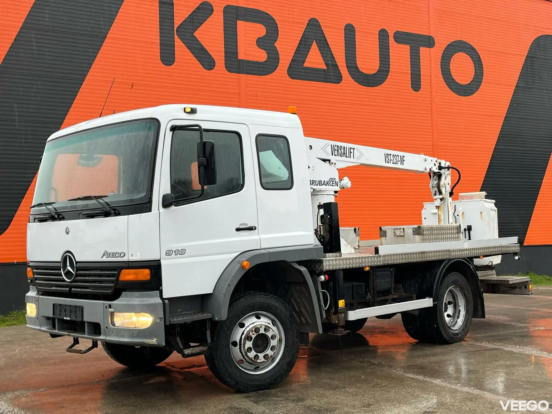 Mercedes-Benz Atego VERSALIFT VST-237-NF / 13,5 m 130kW