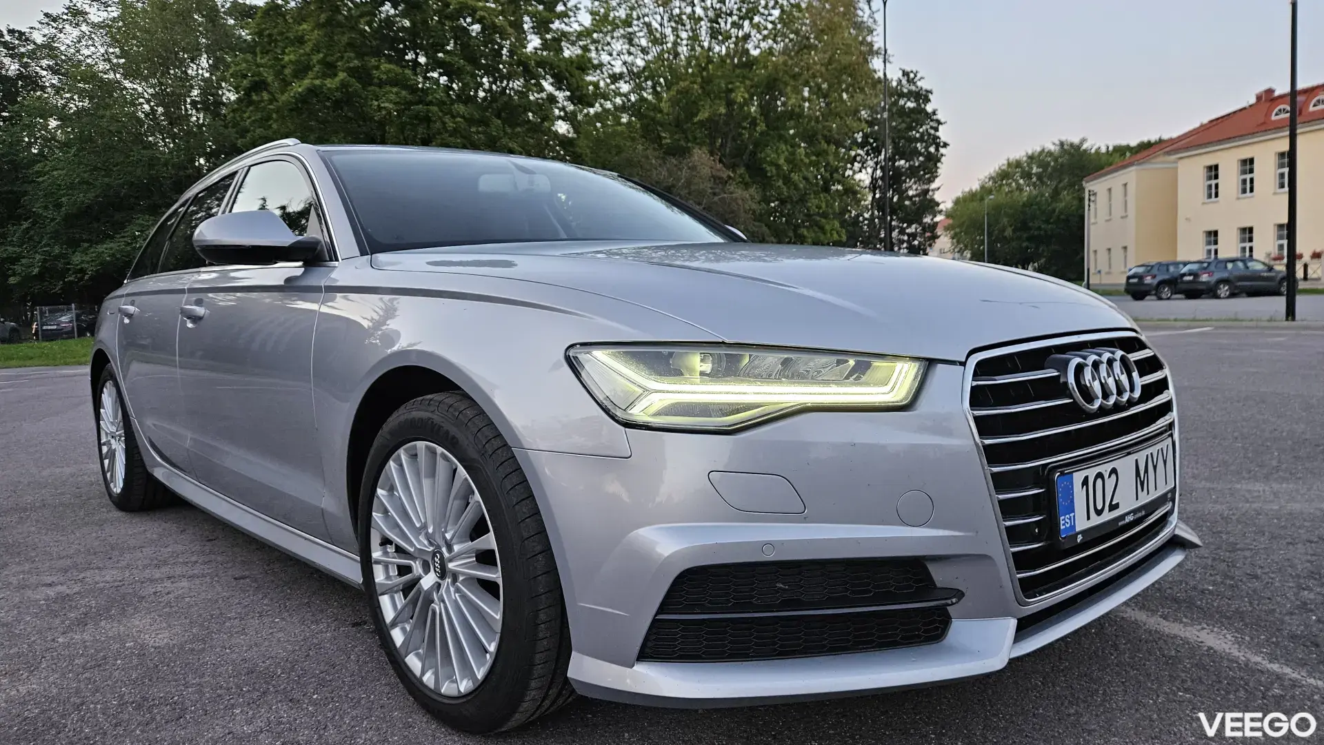 Vehicle Image