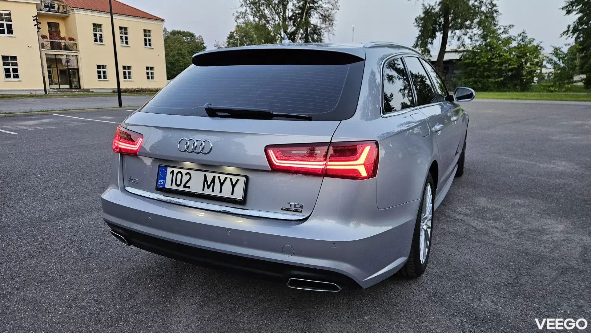 Vehicle Image