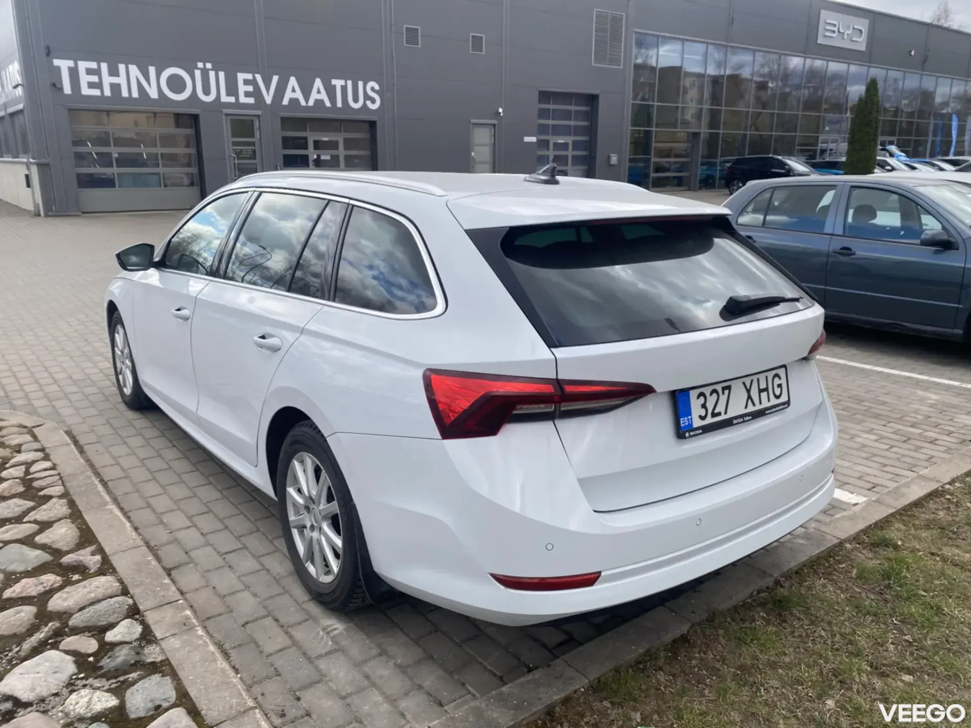 Vehicle Image