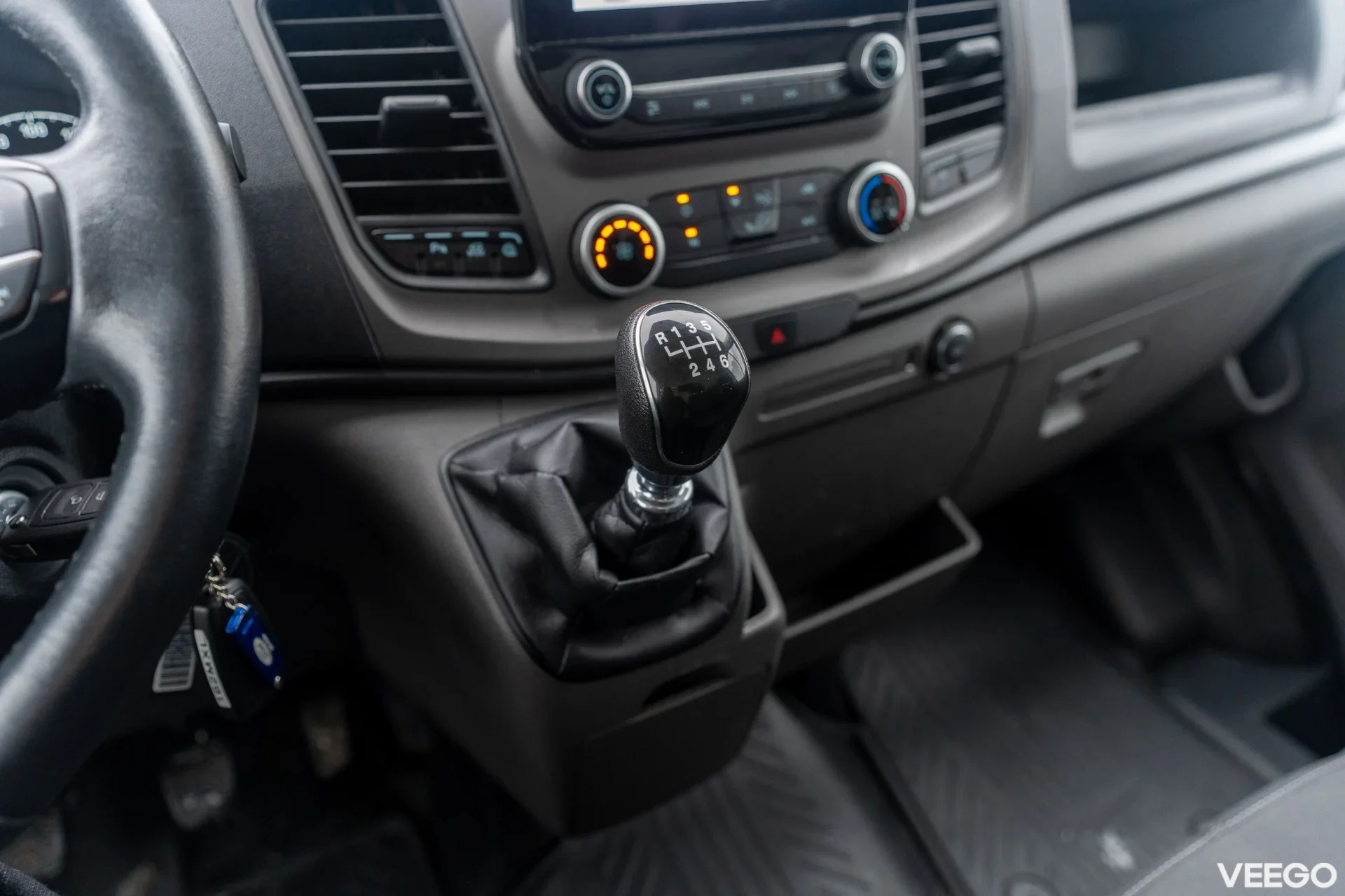 Ford Transit 350L 96kW