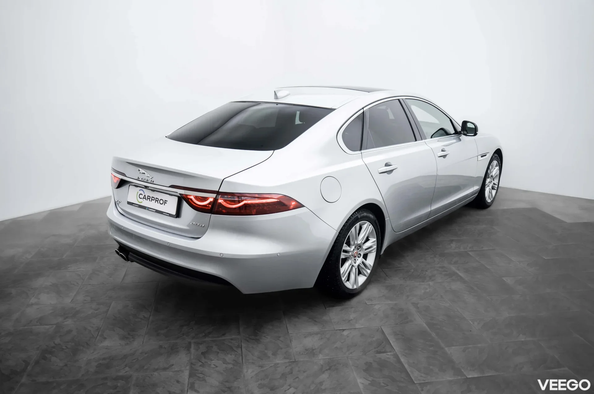 Jaguar XF 20d 2.0 132kW