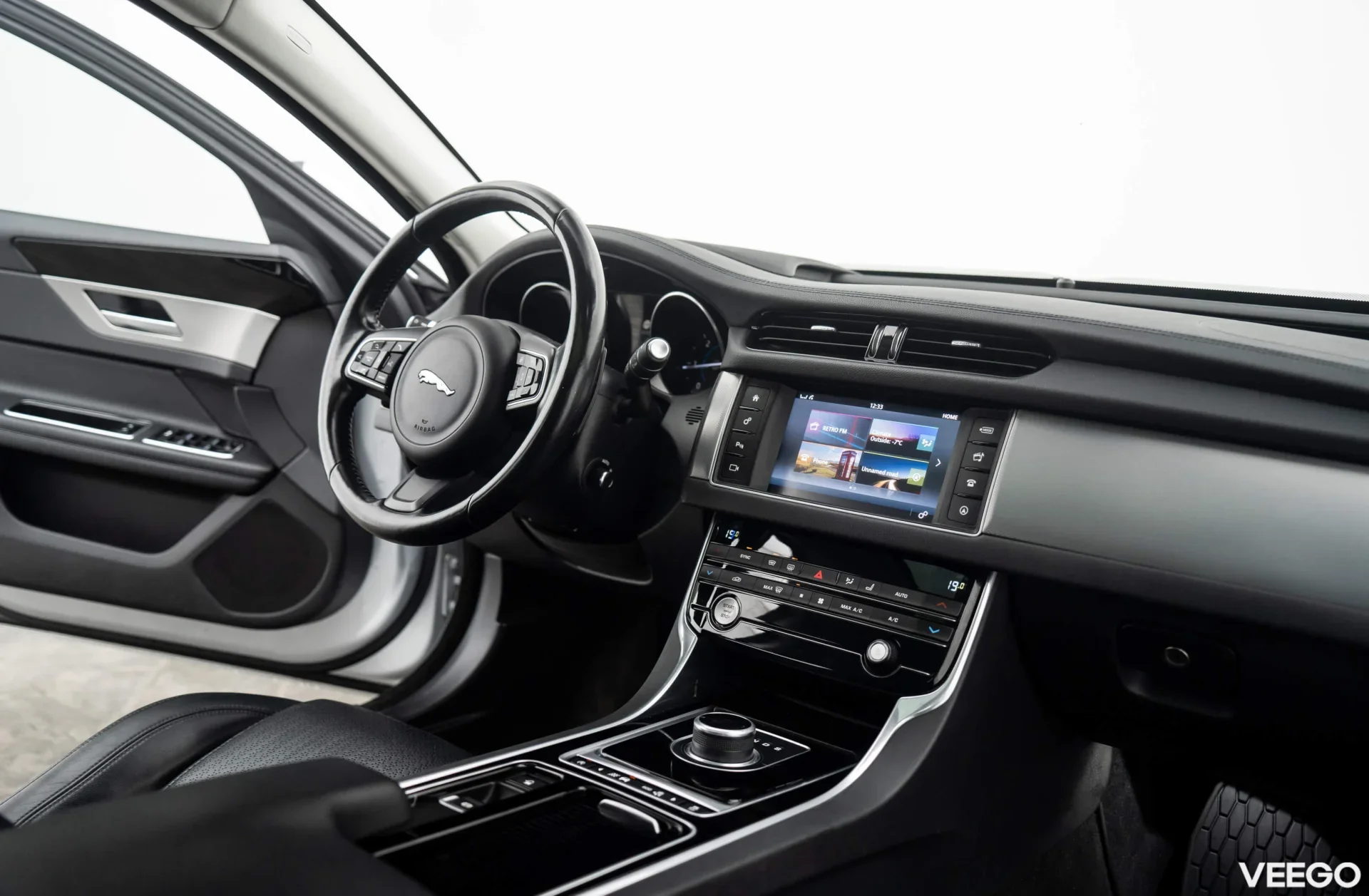 Jaguar XF 20d 2.0 132kW