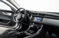 Jaguar XF 20d 2.0 132kW thumbnail