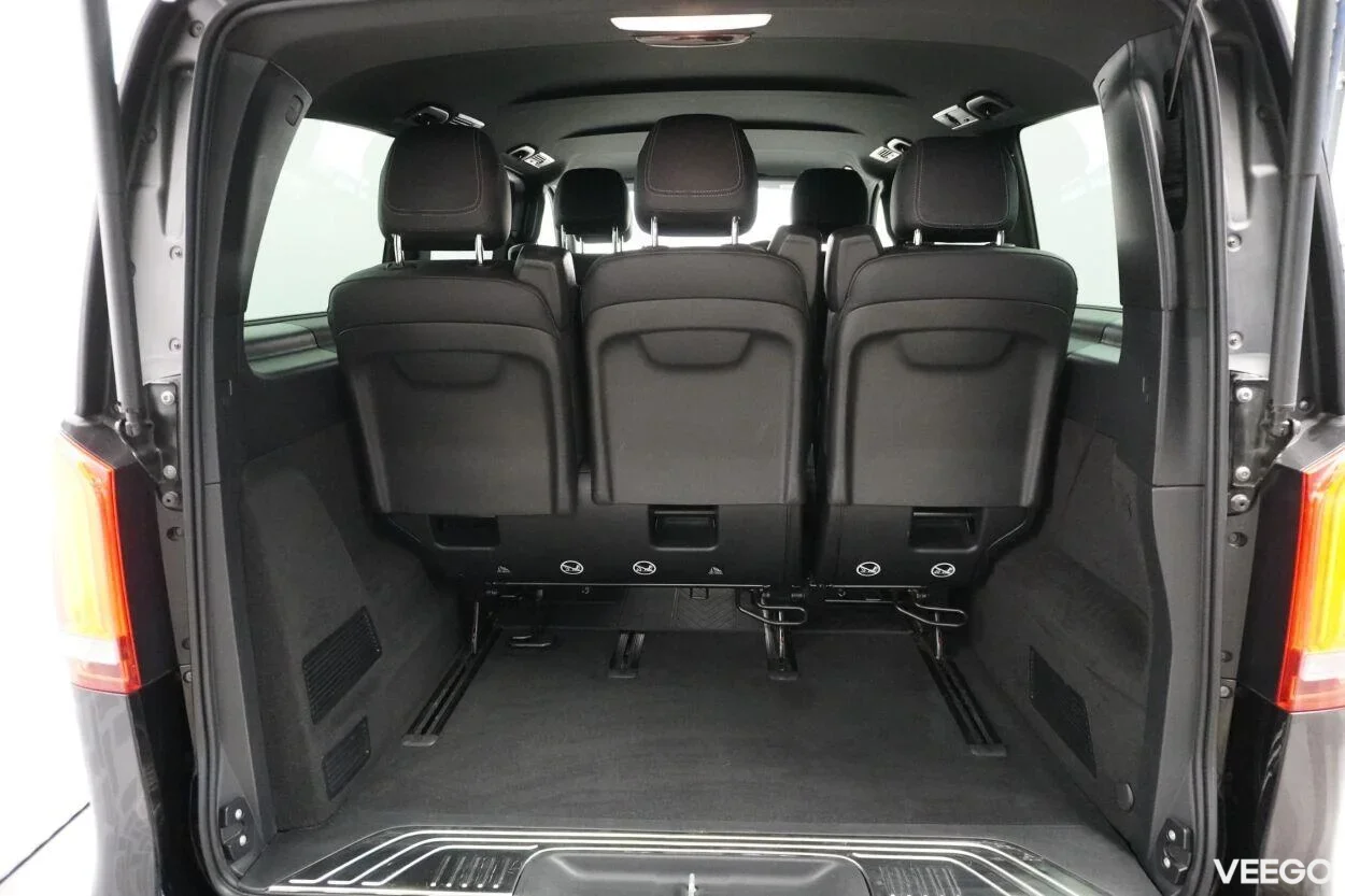 Mercedes-Benz V300 d Avantgarde A2 4MATIC AMG pakett 2 174kW