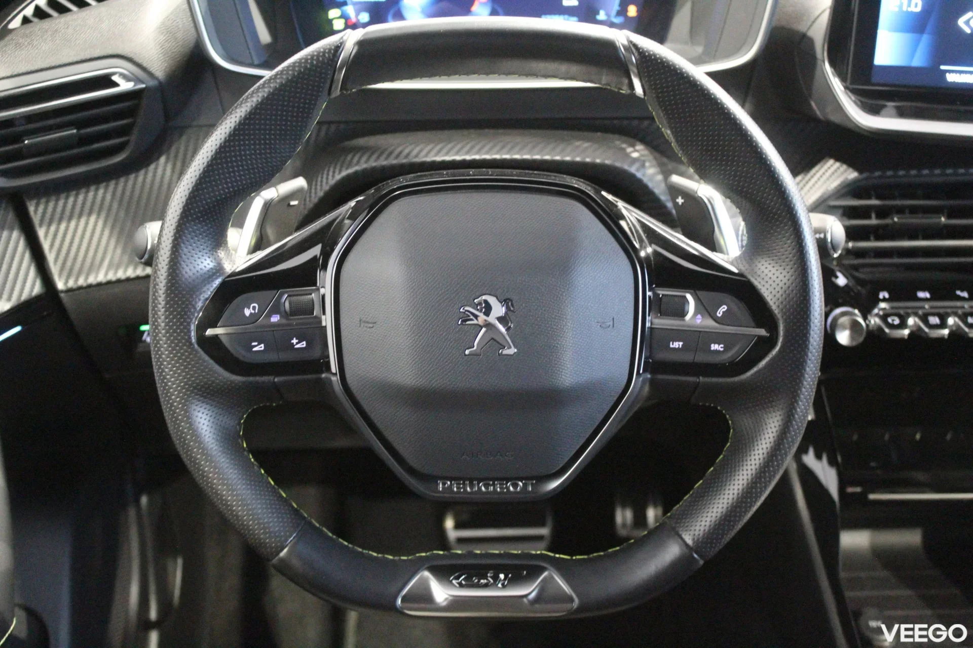 Peugeot 2008 GT 1.5 96kW