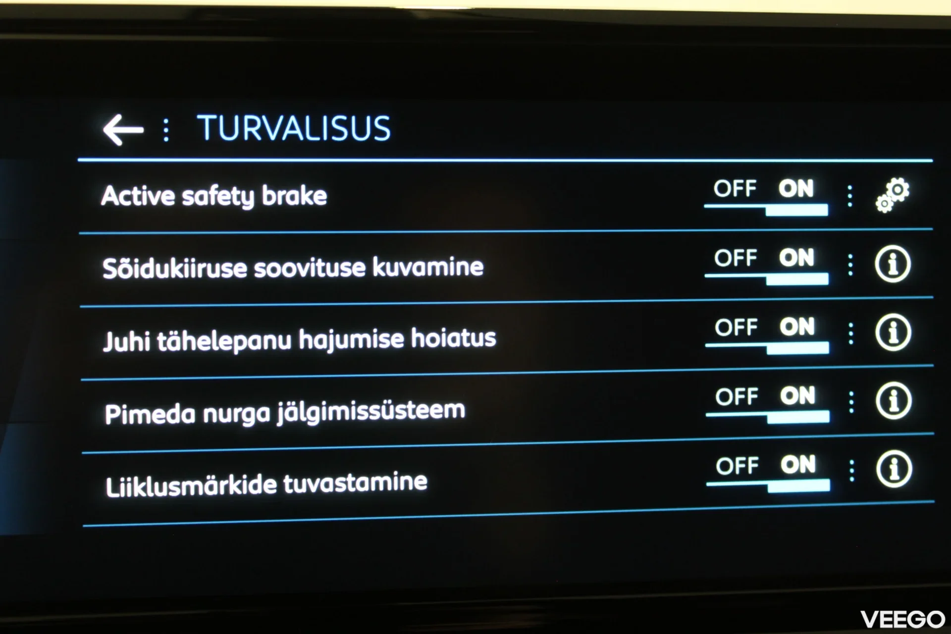 Peugeot 2008 GT 1.5 96kW