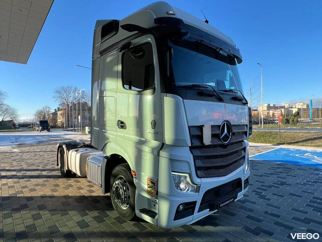 Mercedes-Benz Actros 1845LS BigSpace 12.8 330kW