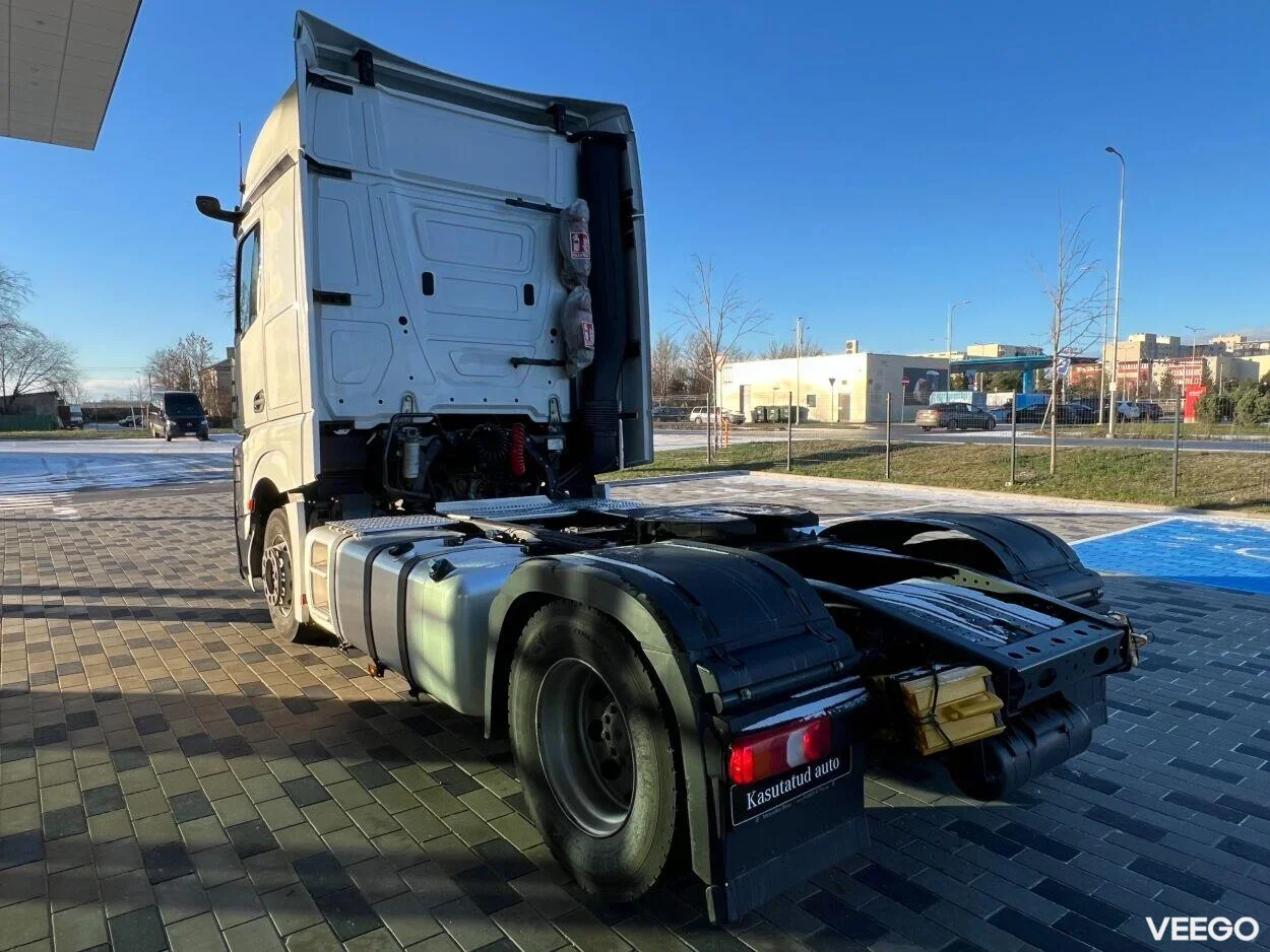 Mercedes-Benz Actros 1845LS BigSpace 12.8 330kW