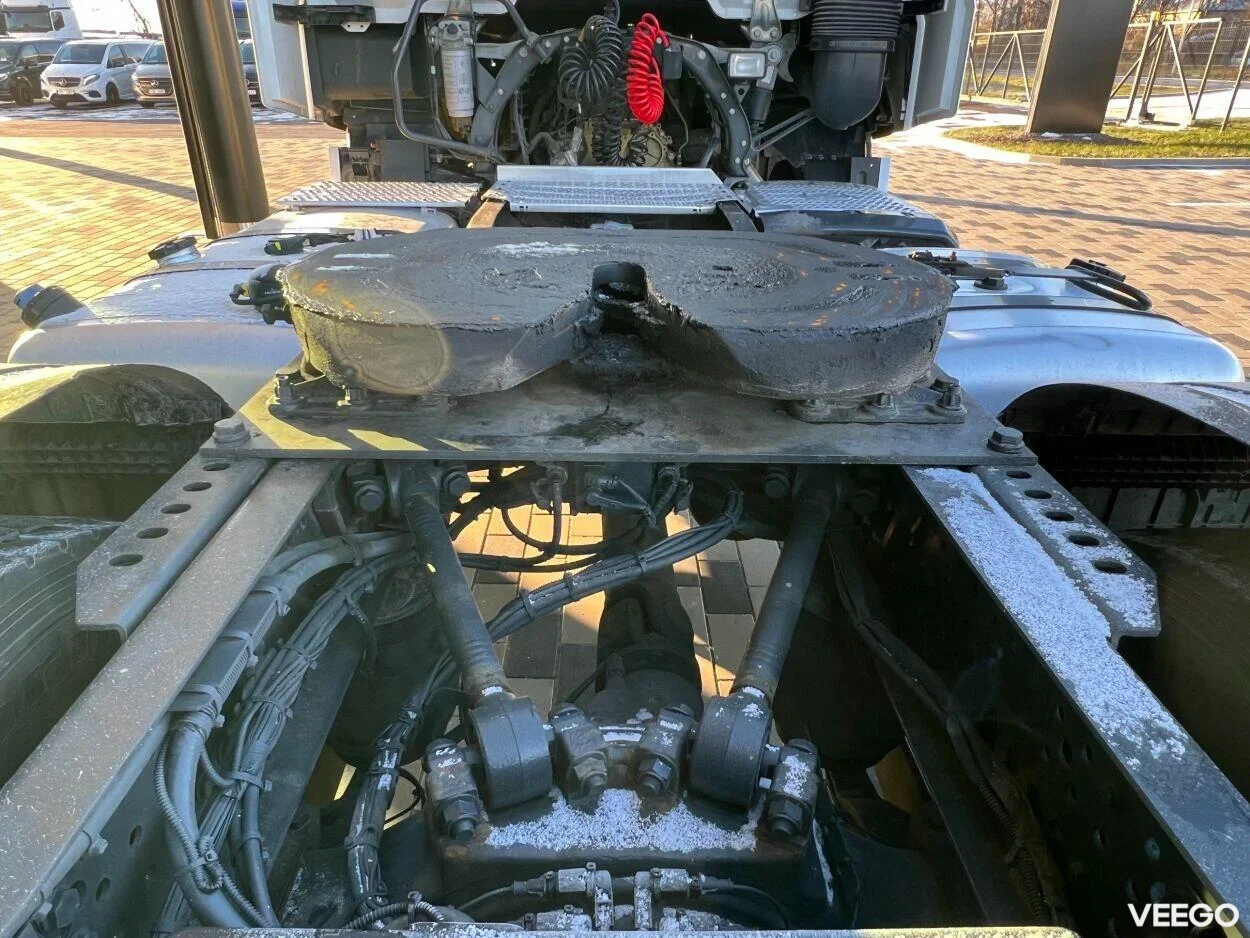 Mercedes-Benz Actros 1845LS BigSpace 12.8 330kW