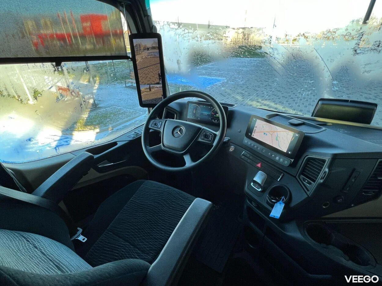 Mercedes-Benz Actros 1845LS BigSpace 12.8 330kW