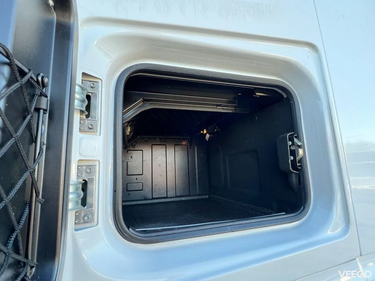 Mercedes-Benz Actros 1845LS BigSpace 12.8 330kW