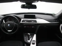 BMW 320 2 135kW thumbnail