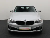 BMW 320 2 135kW thumbnail