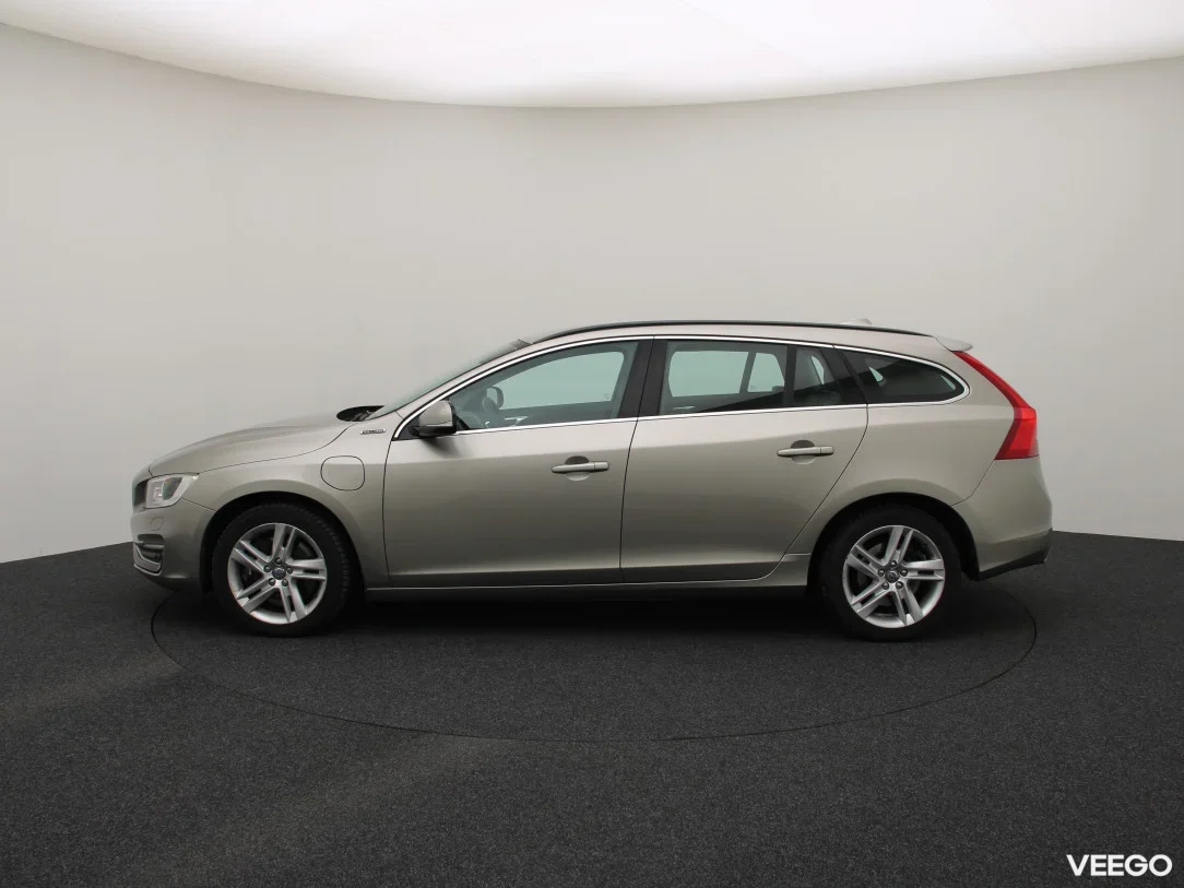 Volvo V60 2.4 206kW
