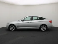 BMW 320 2 135kW thumbnail