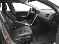 Volvo V60 2.4 206kW thumbnail