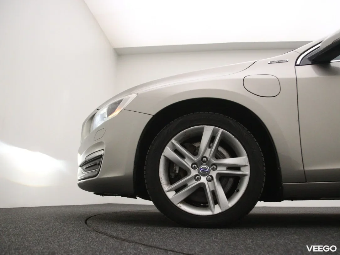 Volvo V60 2.4 206kW