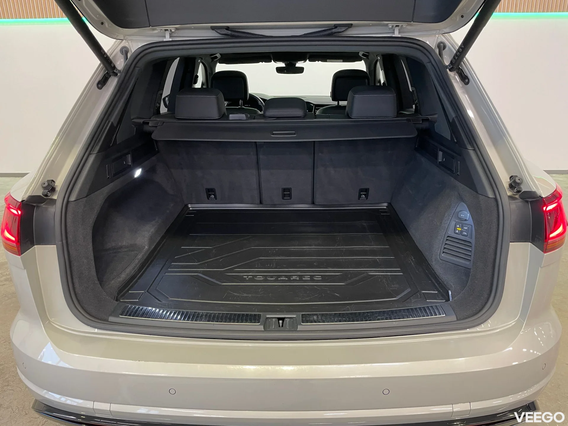 Volkswagen Touareg 4Motion R-Line Facelift 210kW