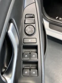 Hyundai i30 1 88kW thumbnail