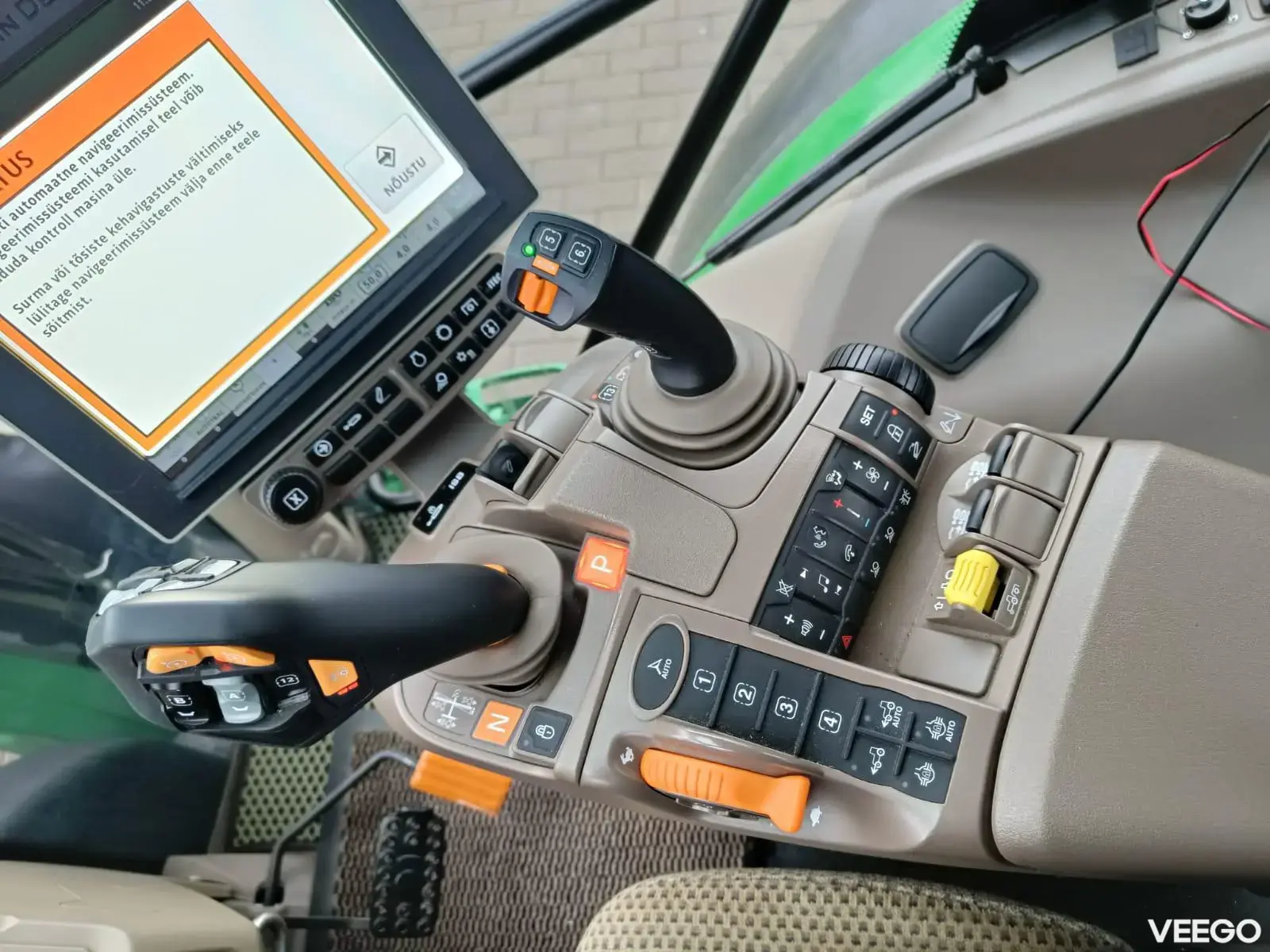 John Deere 6R 185 136kW