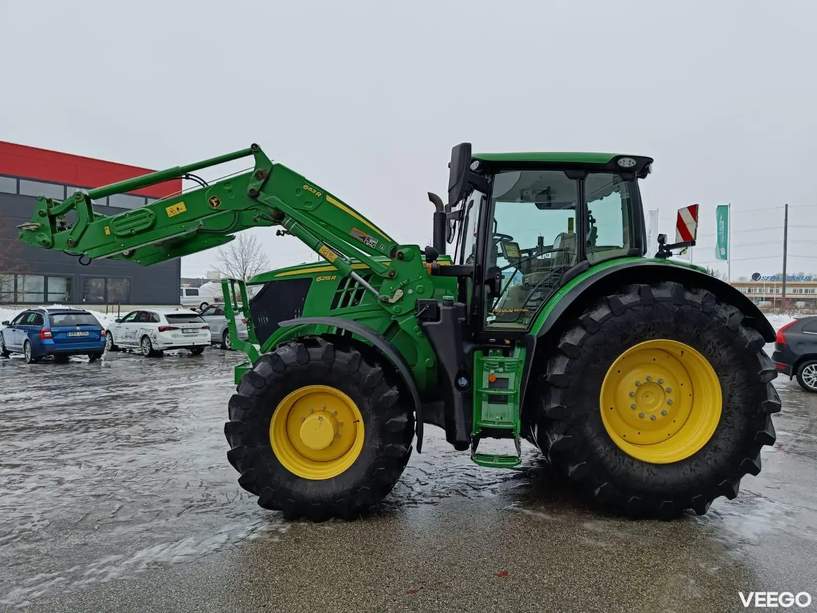John Deere 6215R 188kW