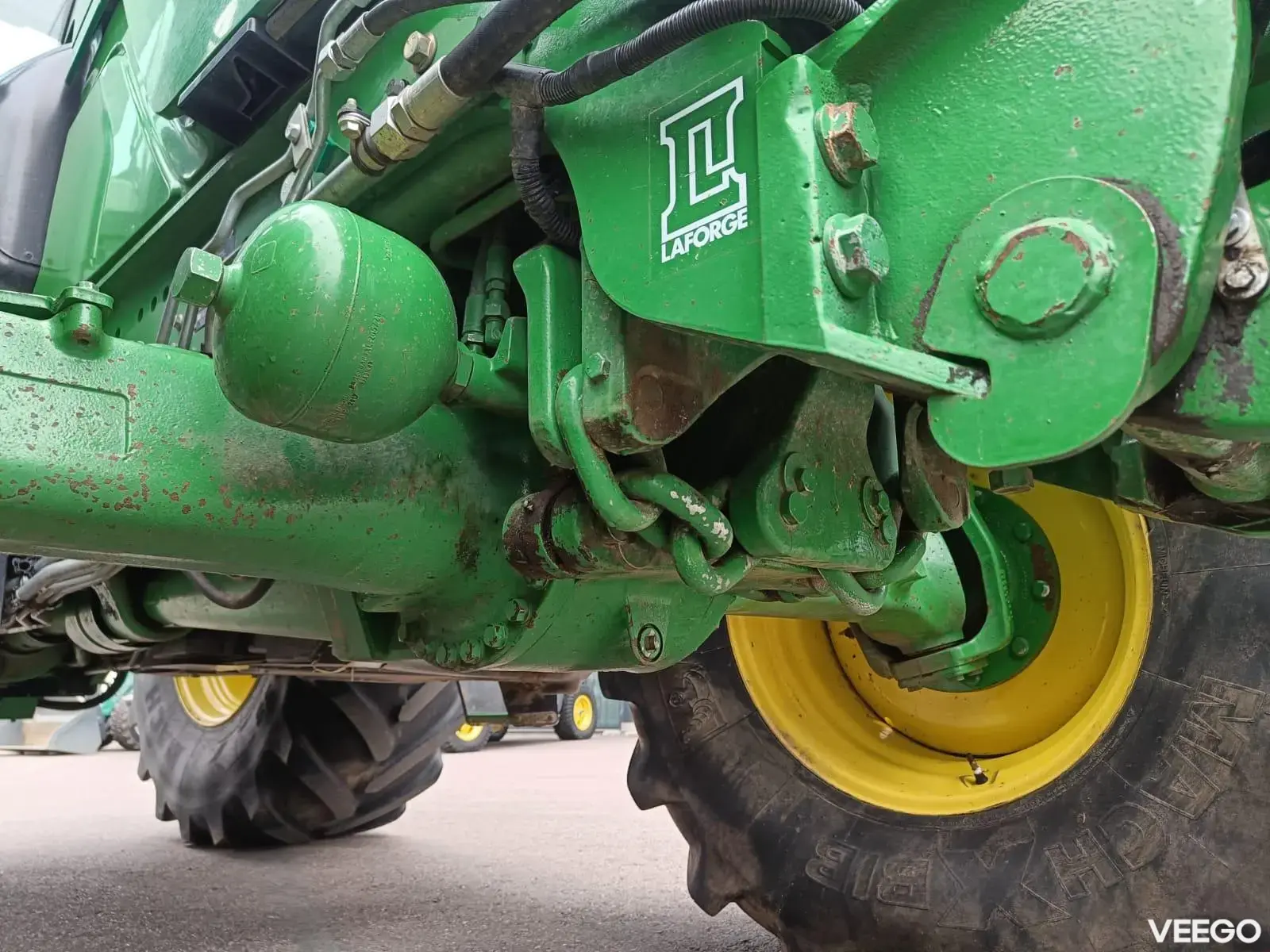 John Deere 6215R 188kW