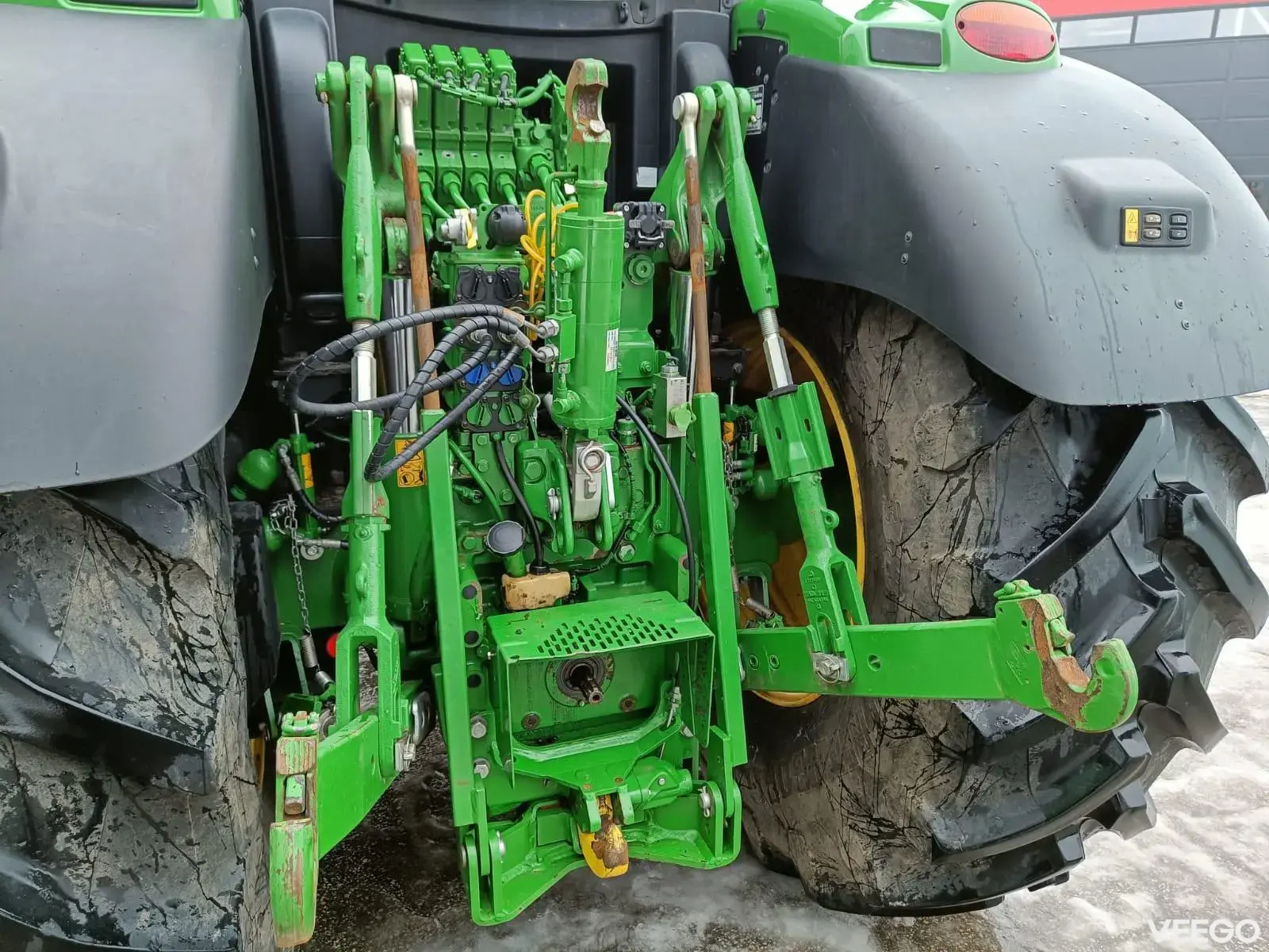 John Deere 6215R 188kW