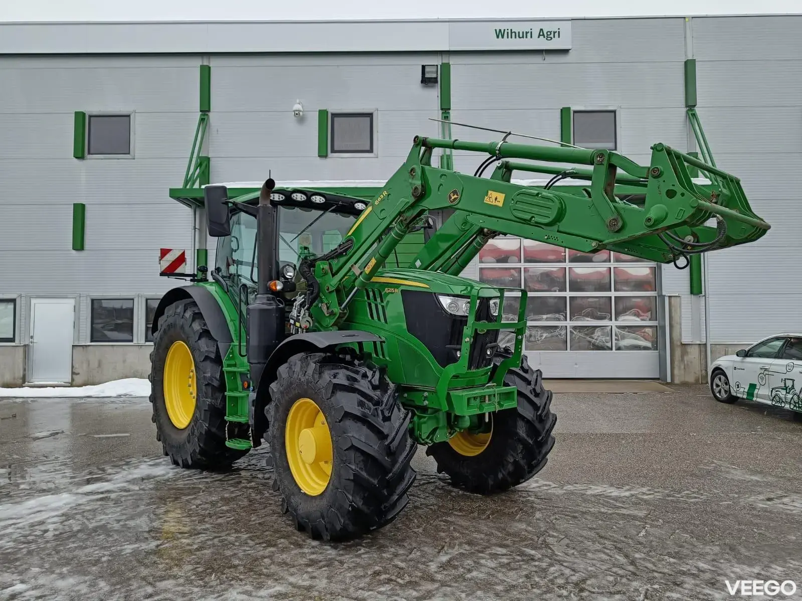 John Deere 6215R 188kW
