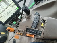 John Deere 6215R 188kW thumbnail