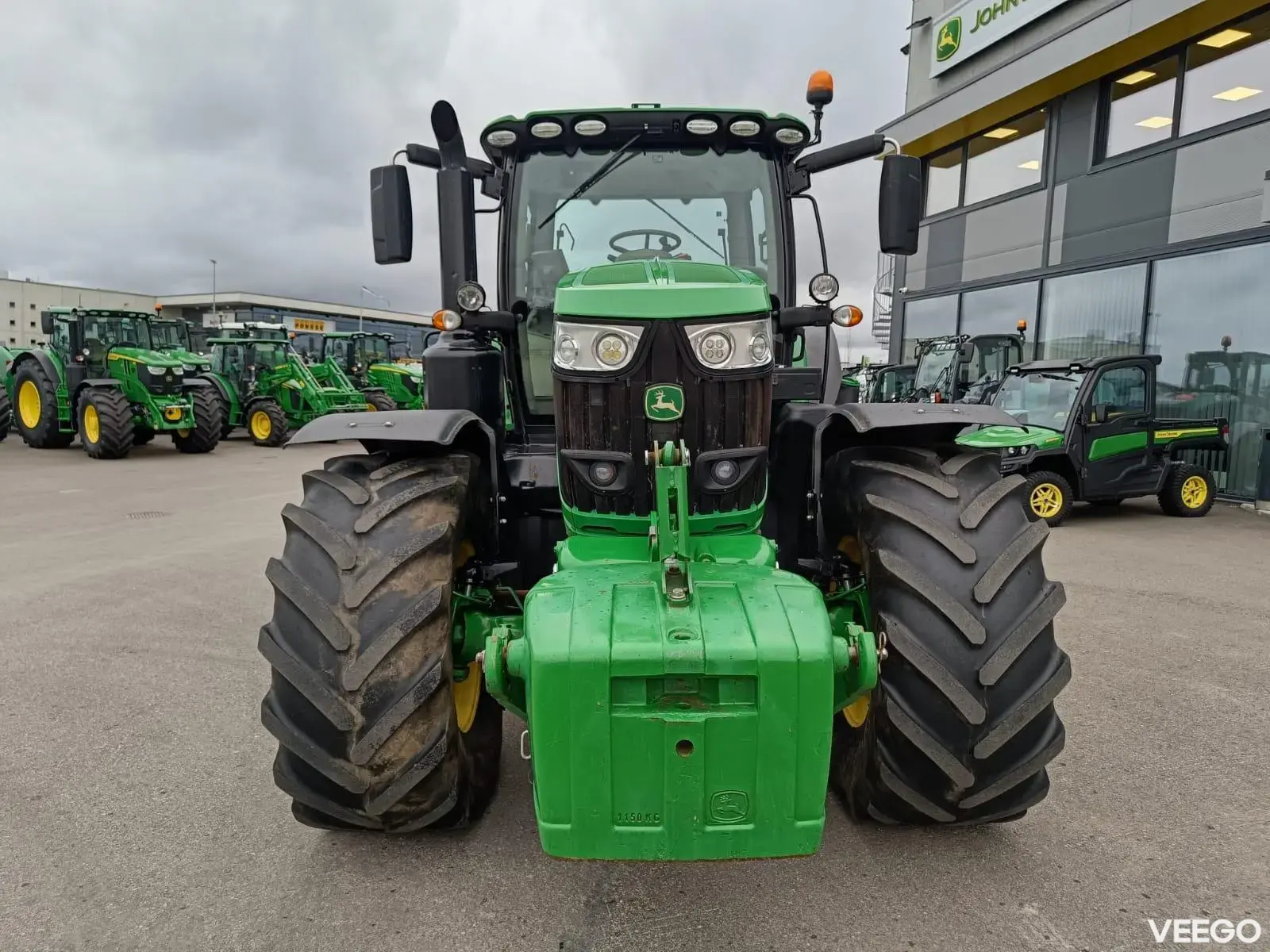 John Deere 6215R 188kW
