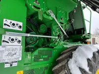 John Deere T660 285kW thumbnail