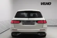 Mercedes-Benz E220 d 4Matic AMG Package 2 143kW thumbnail