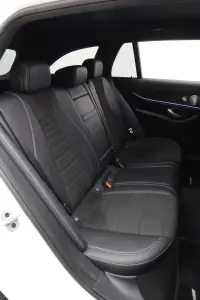 Mercedes-Benz E220 d 4Matic AMG Package 2 143kW thumbnail