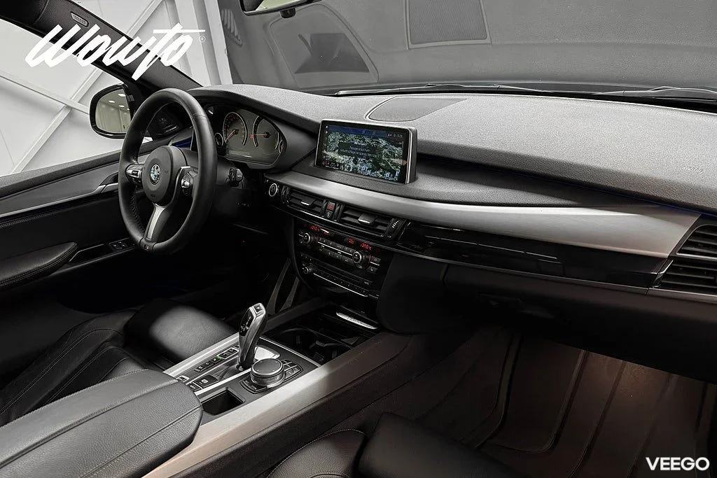 BMW X5 xDrive40e M-Sport Innovation/Drag/Pano/NightVis/4.95% 230kW