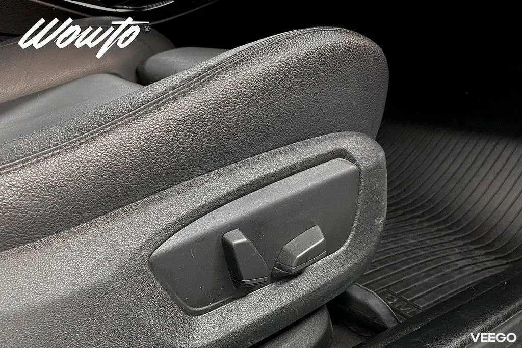 BMW 520 xDrive Touring 184HK Pano / Navi / H/K / Drag /4.95% 135kW