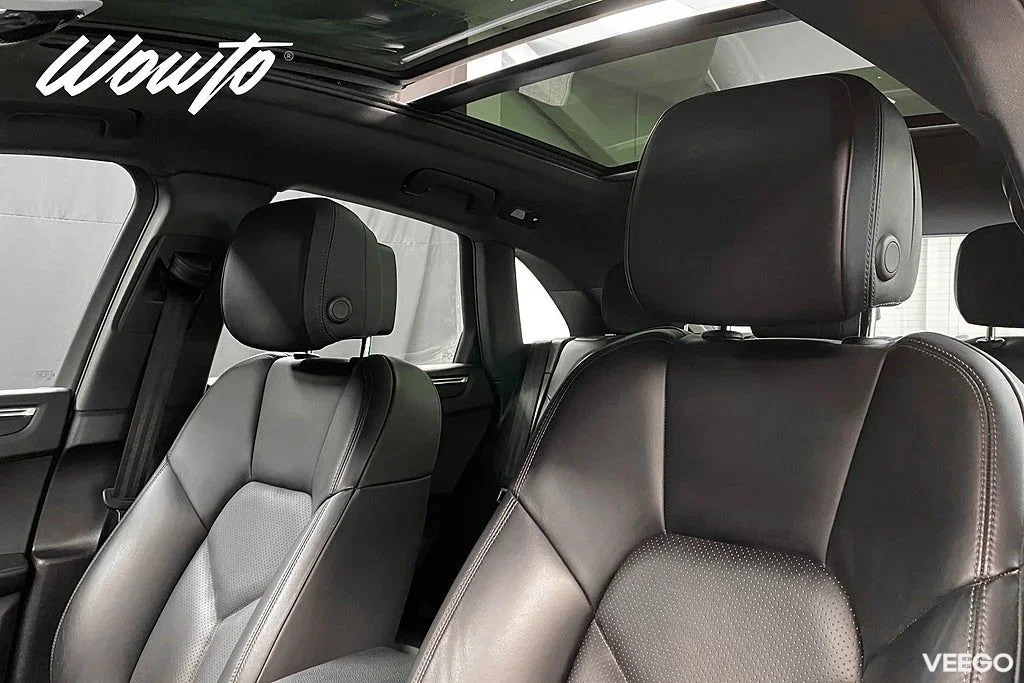 Porsche Macan PDK 245HK Pano/BOSE/Navi/Värmare/Drag 180kW