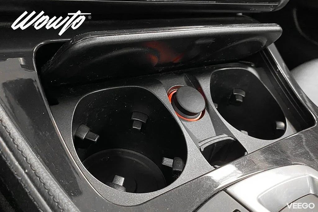 BMW 520 xDrive Touring 184HK Pano / Navi / H/K / Drag /4.95% 135kW