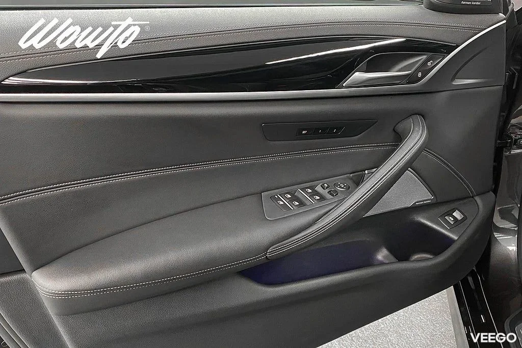 BMW 530 d xDrive M-Sport Innovation/Pano/HUD/SoftClose/4.95% 210kW