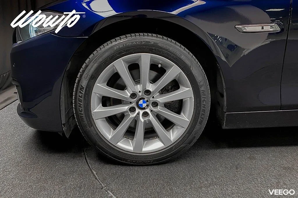 BMW 520 xDrive Touring 184HK Pano / Navi / H/K / Drag /4.95% 135kW