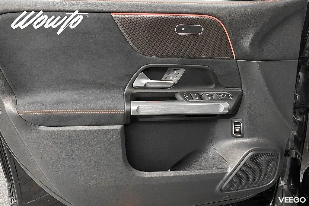 Mercedes-Benz GLB200 220 d 4M AMG/Navi/Värmare/Drag/Moms 140kW