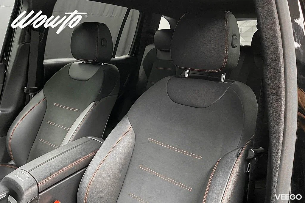 Mercedes-Benz GLB200 220 d 4M AMG/Navi/Värmare/Drag/Moms 140kW