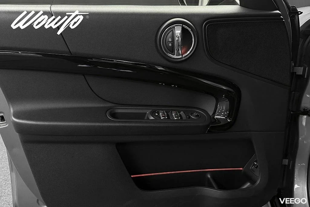 Mini Countryman Cooper S ALL4 Experience Salt / Navi 141kW