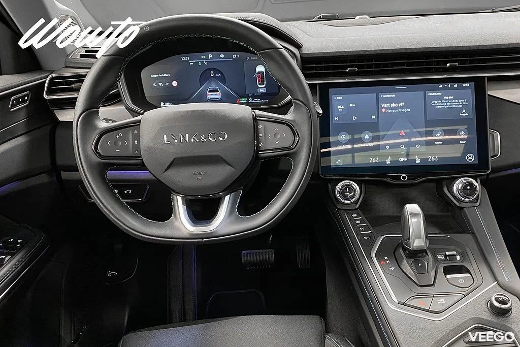 Lynk & Co 01 PHEV DCT 261HK / Pano / Infinity / 360 / 4.95% 192kW