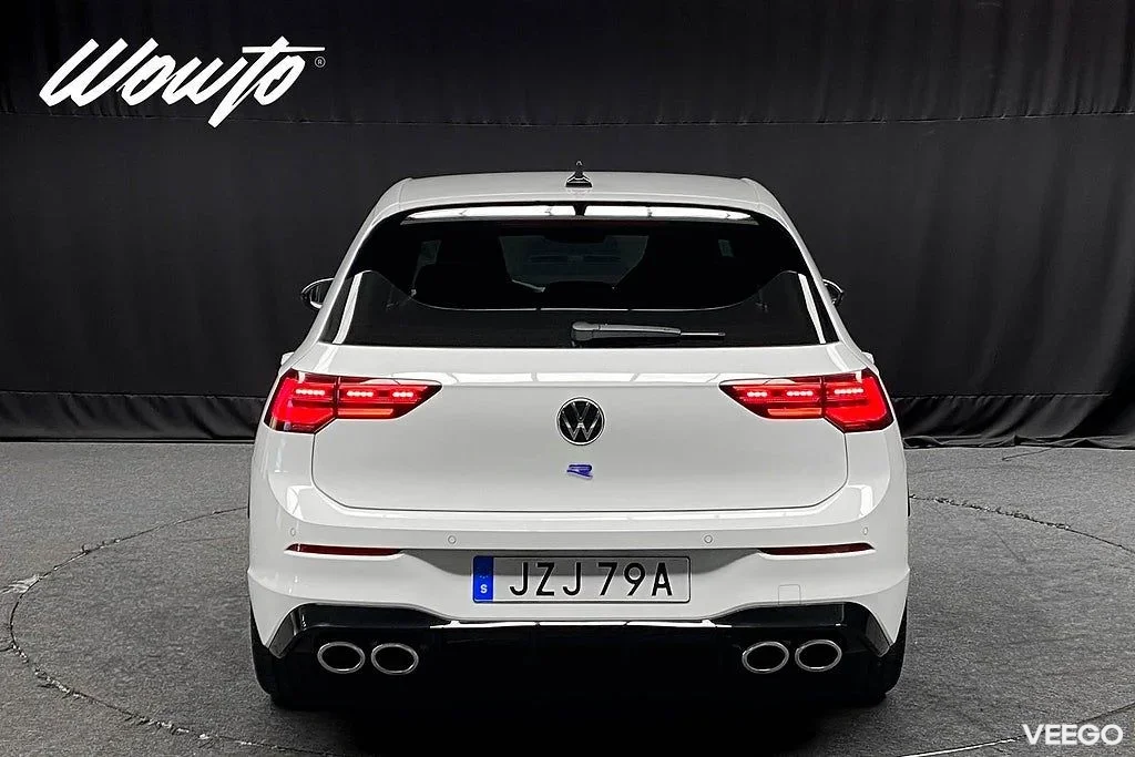 Volkswagen Golf R DSG 333HK /20 years /Matrix /Keyless/4.95% 245kW