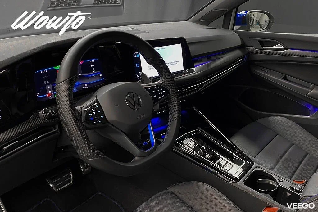 Volkswagen Golf R DSG 333HK /20 years /Matrix /Keyless/4.95% 245kW