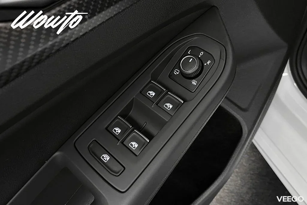 Volkswagen Golf R DSG 333HK /20 years /Matrix /Keyless/4.95% 245kW