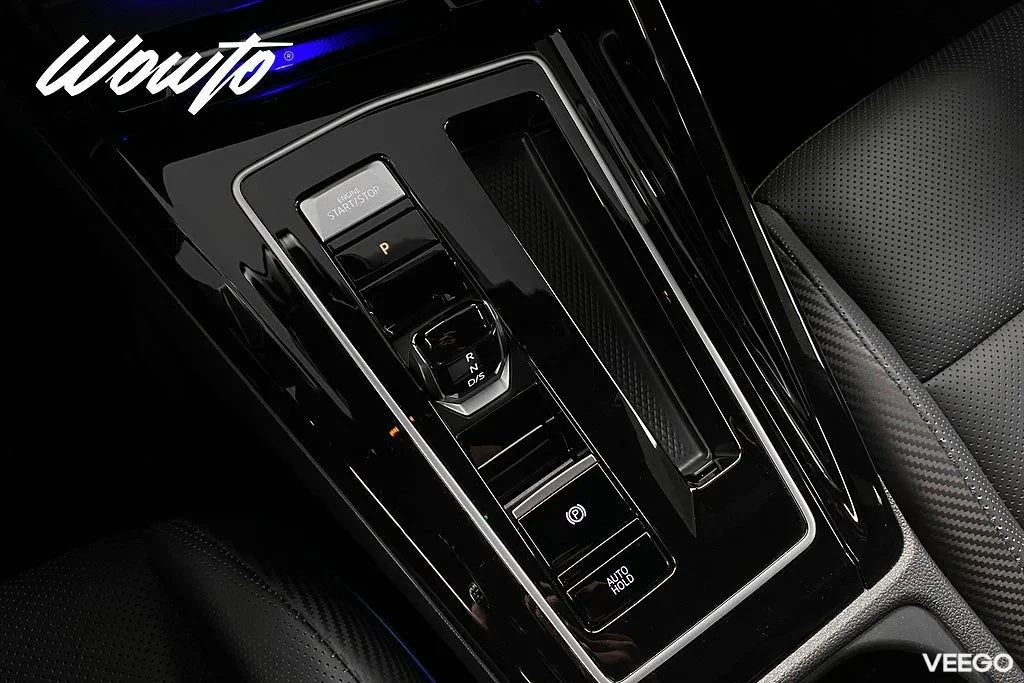 Volkswagen Golf R DSG 333HK /20 years /Matrix /Keyless/4.95% 245kW