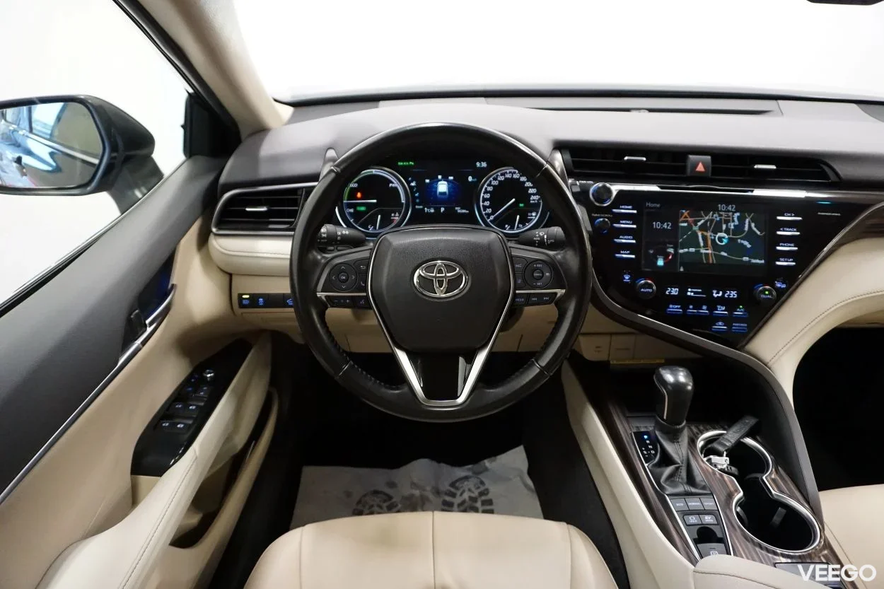 Toyota Camry Executive 2.5 131kW