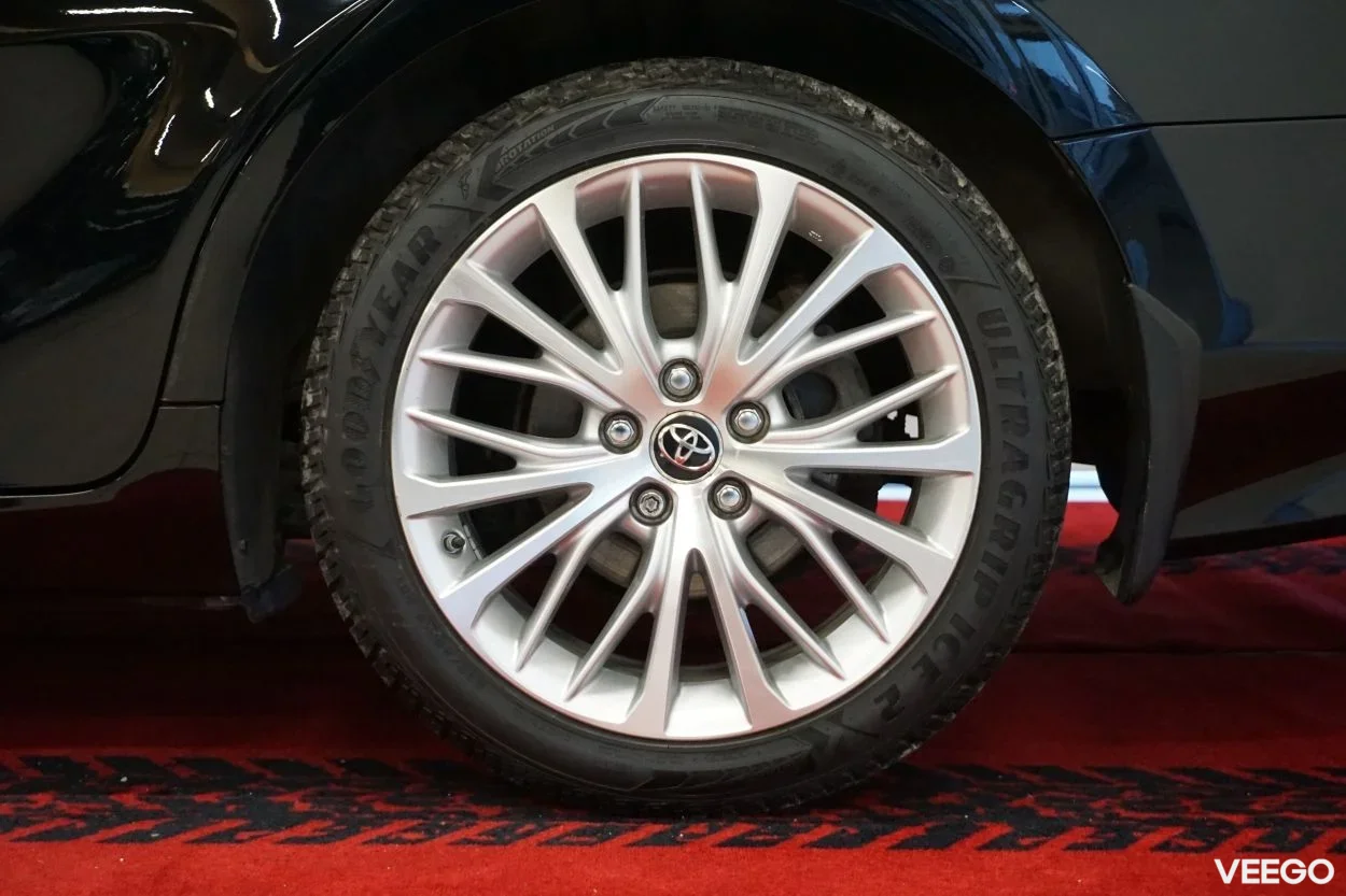 Toyota Camry Executive 2.5 131kW